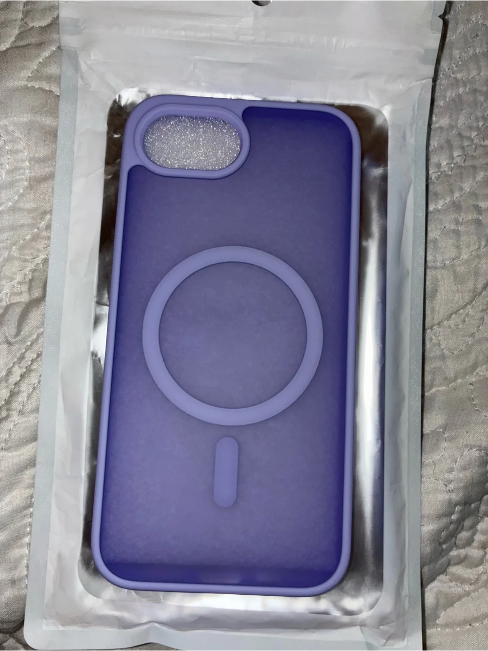 Amazon Lilac Silicone IPhone 16e Phone Case NWT